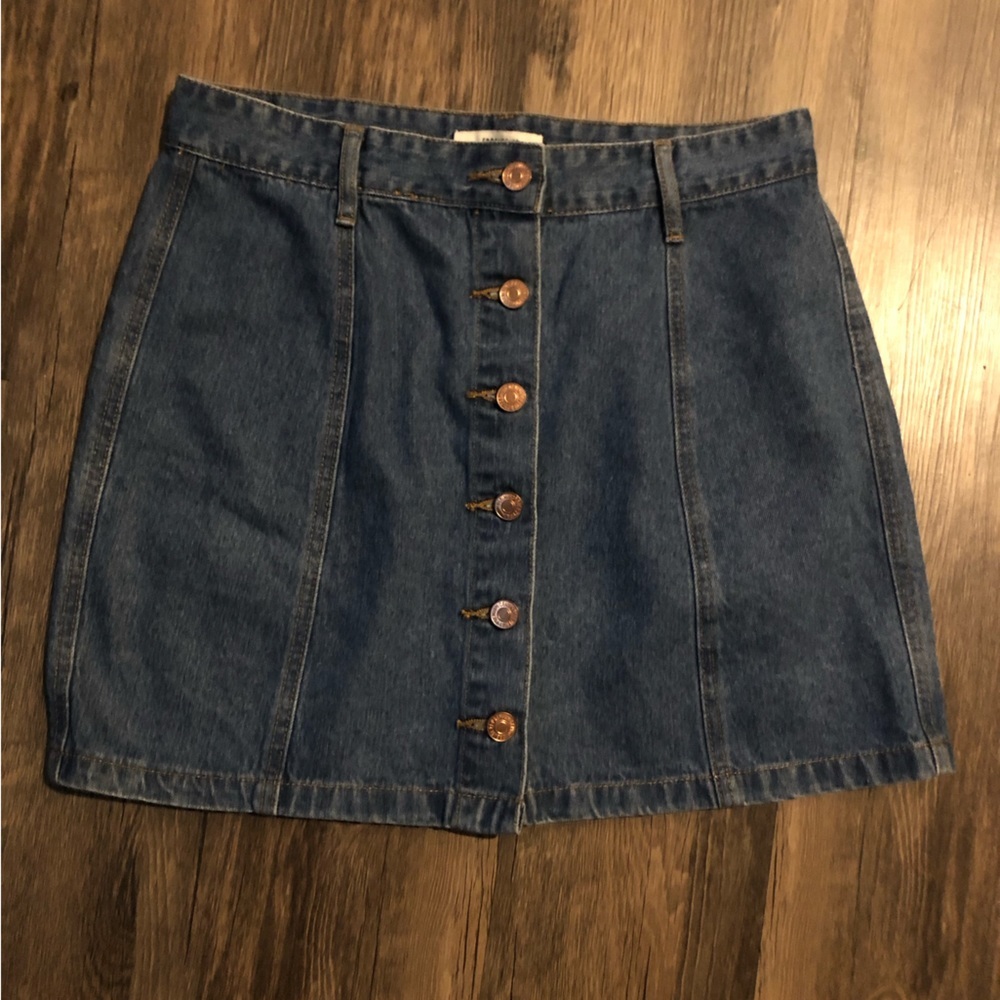3 for $15 🌸 Forever 21 Denim Skirt sz M